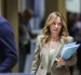 La primera ministra italiana, Giorgia Meloni (derecha),en la cumbre del Consejo Europeo en Bruselas, Bélgica, el 18 de junio de 2026.