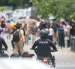 En los exteriores de colegios de Guayaquil se ha intentado reforzar la seguridad. Grupos delictivos ahora buscan reclutar a través de redes sociales.