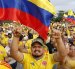 Simpatizantes del candidato a la presidencia de Colombia Abelardo de la Espriella celebran este domingo, en Barranquilla (Colombia).