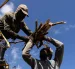 Fotografía del 3 de junio de 2026 de haitianos trabajando en una plantación de caña de azúcar en El Seibo (República Dominicana).