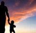 El reconocimiento a los padres trasciende un día y se refleja en el cuidado y la cercanía cotidiana.
