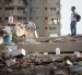 Detalle de un edificio derruido en Catia la Mar, Venezuela, mientras continúa la búsqueda entre los escombros de los edificios, este viernes.