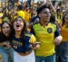 Aficionadas ecuatorianas celebran en Quito la victoria (2-1) de la Tri ante Alemania este jueves en un partido del Grupo E del Mundial 2026.