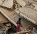 Los ciudadanos siguen buscando a sus familiares entre los escombros de los edificios y casas que se cayeron por los terremotos de Venezuela.