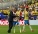 Carlo Ancelotti celebra la clasificación de Brasil con Neymar tras el triunfo agónico ante Japón en Houston.