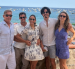 Bruce Hardeman encontró en su familia el mejor motivo para celebrar un año más de vida. Junto a sus hijos y a las parejas de ellos.