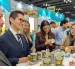 Representantes de las empresas ecuatorianas en la feria.