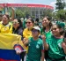 Hinchas de Ecuador y México comparten entusiasmo afuera del estadio capitalino antes del partido.
