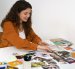 A diferencia de otras disciplinas que requieren técnica o formación previa, este trabaja con lo que ya existe y que muchas veces se tiene en casa.