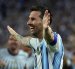 Lionel Messi festeja la sufrida victoria ante Cabo Verde.
