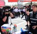 Kimi Antonelli  de Mercedes reacciona tras adjudicarse el sprint como preámbulo del Gran Premio de Gran Bretaña.