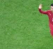 Cristiano Ronaldo saluda a la afición tras la eliminación de Portugal en el Mundial 2026.
