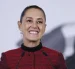 Ante los lamentables episodios de agresiones, homofobia y racismo que mancharon la imagen de México en el Mundial, la presidenta Sheinbaum actúa como si poner cara de palo y una sonrisa ensayada fuera a desaparecer la verdad.
