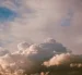 El pronóstico del Inamhi advierte lluvias en dos regiones y ráfagas de viento en la Sierra ecuatoriana.