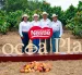 Agricultores de Plan Cacao, iniciativa de Nestlé Ecuador. De izquierda a derecha: Patricia Naranjo, Linda Vargas, Walter Vargas y Daniela Vargas.