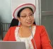 Mariana Yumbay habla despues de la sesión de la Comisión de Educación