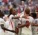 Jugadores de Inglaterra celebran un gol de Jude Bellingham este sábado, en un partido de cuartos de final del Mundial de la FIFA 2026 entre Noruega e Inglaterra en el estadio Hard Rock en Miami.