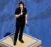 El actor estadounidense Tom Cruise se dirige al público durante la ceremonia de clausura de la final de la Copa Mundial de la FIFA 2026