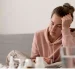 Los dolores de cabeza y la fatiga son síntomas comunes de anemia.
