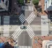 El primer cruce peatonal diagonal, conocido como Shibuya o "a la japonesa", se implementó en el centro de Guayaquil.