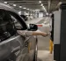 El cobro por el uso de parqueaderos en centros comerciales genera cuestionamientos por su impacto en la economía y la experiencia de los consumidores.