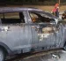 El Cuerpo de Bomberos de Quito llegó para sofocar el incendio del vehículo, en Puembo.