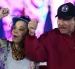 En Nicaragua los ‘copresidentes’ Daniel Ortega y Rosario Murillo son cónyuges, y a falta del un copresidente, el período lo continúa el restante, sin nombrar o elegirse otro.