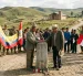 Dos generaciones rinden homenaje a la memoria en la frontera entre Ecuador y Perú.