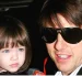 Suri Cruise junto a su padre, Tom Cruise.