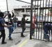 Referencial. Algunas rejas han sido desinstaladas por no cumplir con los parámetros.