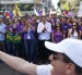 Harold Burbano participa en la marcha organizada por Acción Democrática Nacional (ADN) hacia la sede del CNE en Quito, durante la inscripción de las candidaturas para las elecciones seccionales.
