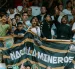 Aficionados de Machala Mineros alentan a su equipo durante el debut en el Clausura 2026 de la Liga Nacional de Ecuavóley.