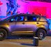 El carro en donde se movilizaban las víctimas fue baleado por la parte de atras ante el asombro de transeuntes