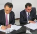 Representantes del Banco Mundial firman acuerdo de donación.