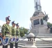 En el marco del 10 de agosto, las Fuerzas Armadas del Ecuador rindieron tributo a los próceres de la gesta libertaria al pie del Monumento a la Independencia, en la Plaza Grande.