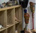 Prótesis. Varias prótesis ortopédicas elaboras en el taller Ortoprotécnica, en Caracas, Venezuela.