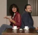 Valeska Guzmán y Andrés Olmedo interpretan a Julia y Miguel, una pareja cuya historia aborda las relaciones contemporáneas, la comunicación y los conflictos que surgen después de un encuentro en una app de citas.