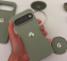 Google presenta el Pixel Tag junto a sus accesorios, diseñado para localizar objetos y también el teléfono.