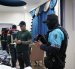 Macrooperativos de seguridad en Quito dejaron clausuras, decomisos y un menor auxiliado tras ser encontrado vulnerable dentro de un hostal.