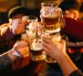 Amstel destaca su origen neerlandés y la tradición que ha acompañado a la marca desde su fundación en Ámsterdam, en 1870.