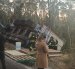 Accidente. Un tráiler volcó en la avenida Simón Bolívar tras chocar contra un poste. El conductor quedó atrapado, pero resultó ileso.