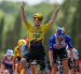 El ciclista británico Matthew Brennan (Visma Lease a Bike) celebra su victoria en la quinta etapa de La Vuelta a España.