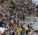 Tras la invasión de decenas de miles de marroquíes y subsaharianos, los 85.000 habitantes de Ceuta dudan sobre el futuro de su ciudad y miran alternativas que incluyen vender sus propiedades y trasladarse al continente.