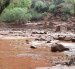 Restos de los pilares de un puente de piedra destruido debido a una crecida repentina del arroyo Bright Angel en Arizona (EE.UU.).