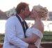 Douglas Bastidas y María Gabriela Cueva sellaron con un beso su matrimonio civil, celebrado al aire libre en Samborondón.