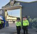 La Policía Nacional estuvo presente en el colegio fiscal Eloy Alfaro como parte del Plan Escudo para reforzar la seguridad durante el regreso a clases.