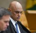 El juez ministro de la Suprema Corte de Brasil Alexandre de Moraes asiste a una sesión de juicio en el Supremo Tribunal Federal, en Brasilia (Brasil).