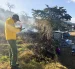 El Cuerpo de Bomberos identificó quemas de basura, maleza, desechos, troncos y ramas en varios sectores de Quito.