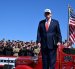 El presidente de Estados Unidos, Donald Trump en la Ellipse en Washington, DC.