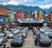 En el financiamiento vehicular, por lo general, quien concede el crédito constituye el fideicomiso y establece las condiciones de la garantía y de su ejecución en caso de incumplimiento.